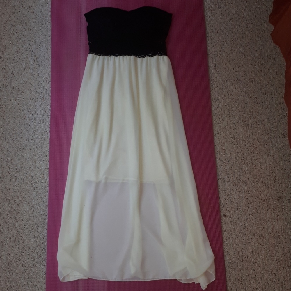 Pretty Chiffon & Lace Dress